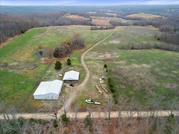 000 County Road 7040, Caulfield, MO 65626