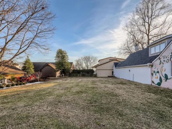 223 W Jennings Street, Newburgh, IN 47630