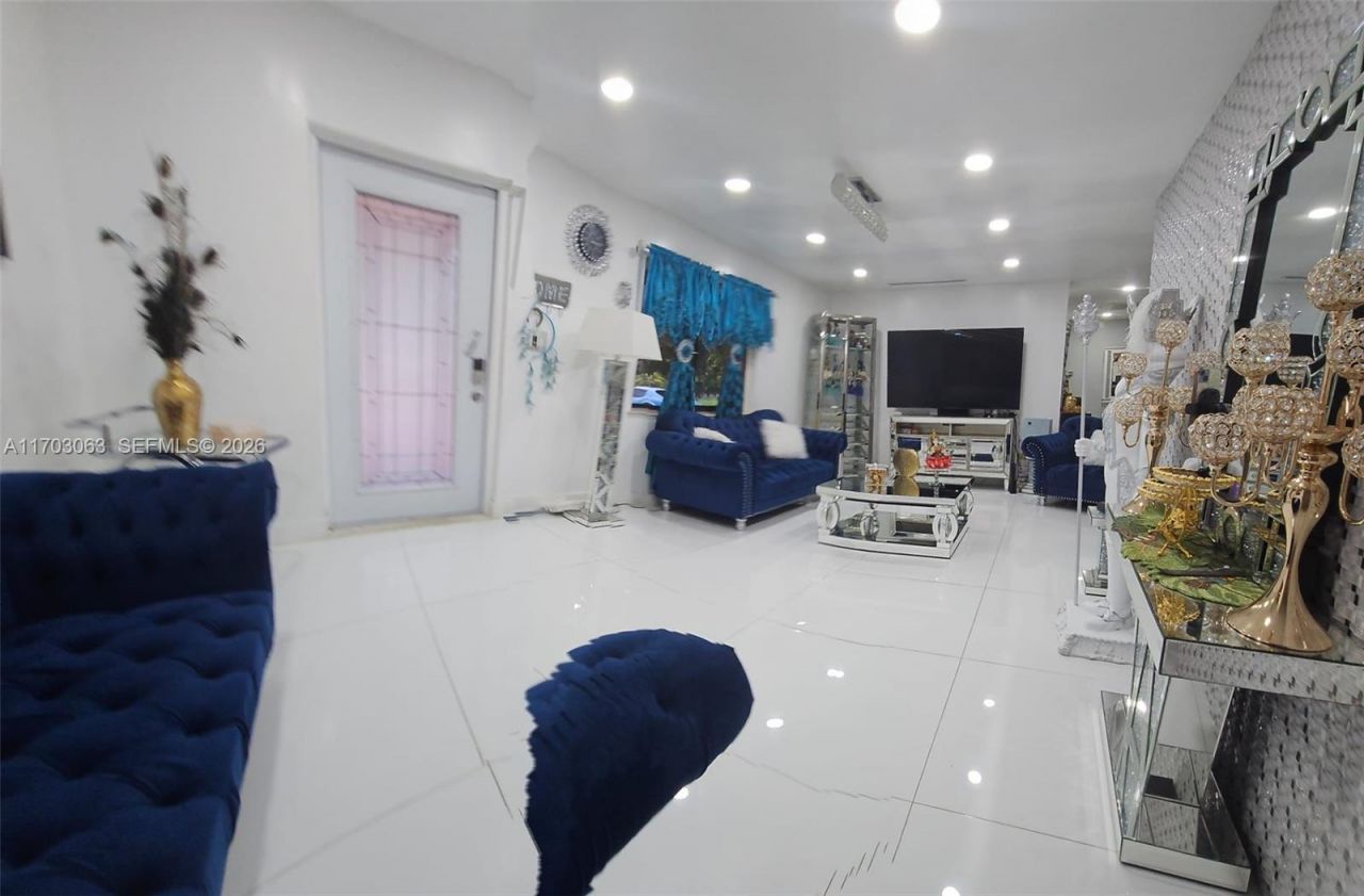 15700 SW 202nd Ave, Miami, FL 33187 Photo