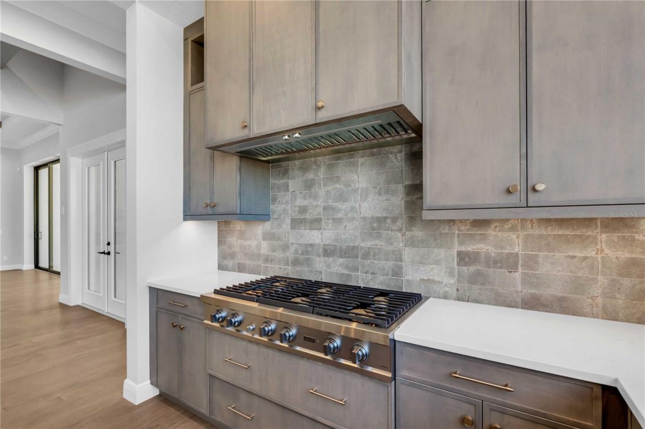 1018 Blue Shell Loop, Sarasota, FL 34240 Photo