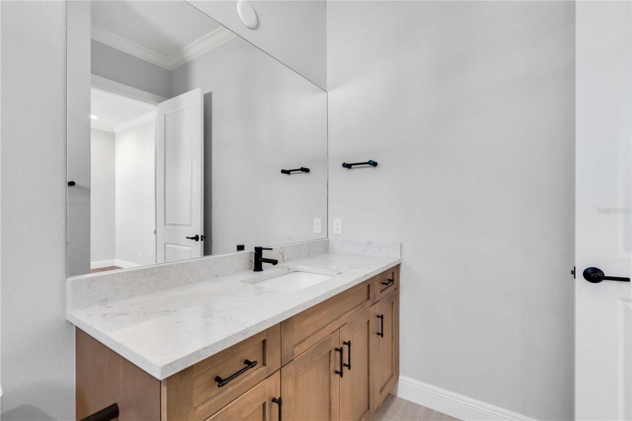 1018 Blue Shell Loop, Sarasota, FL 34240 Photo