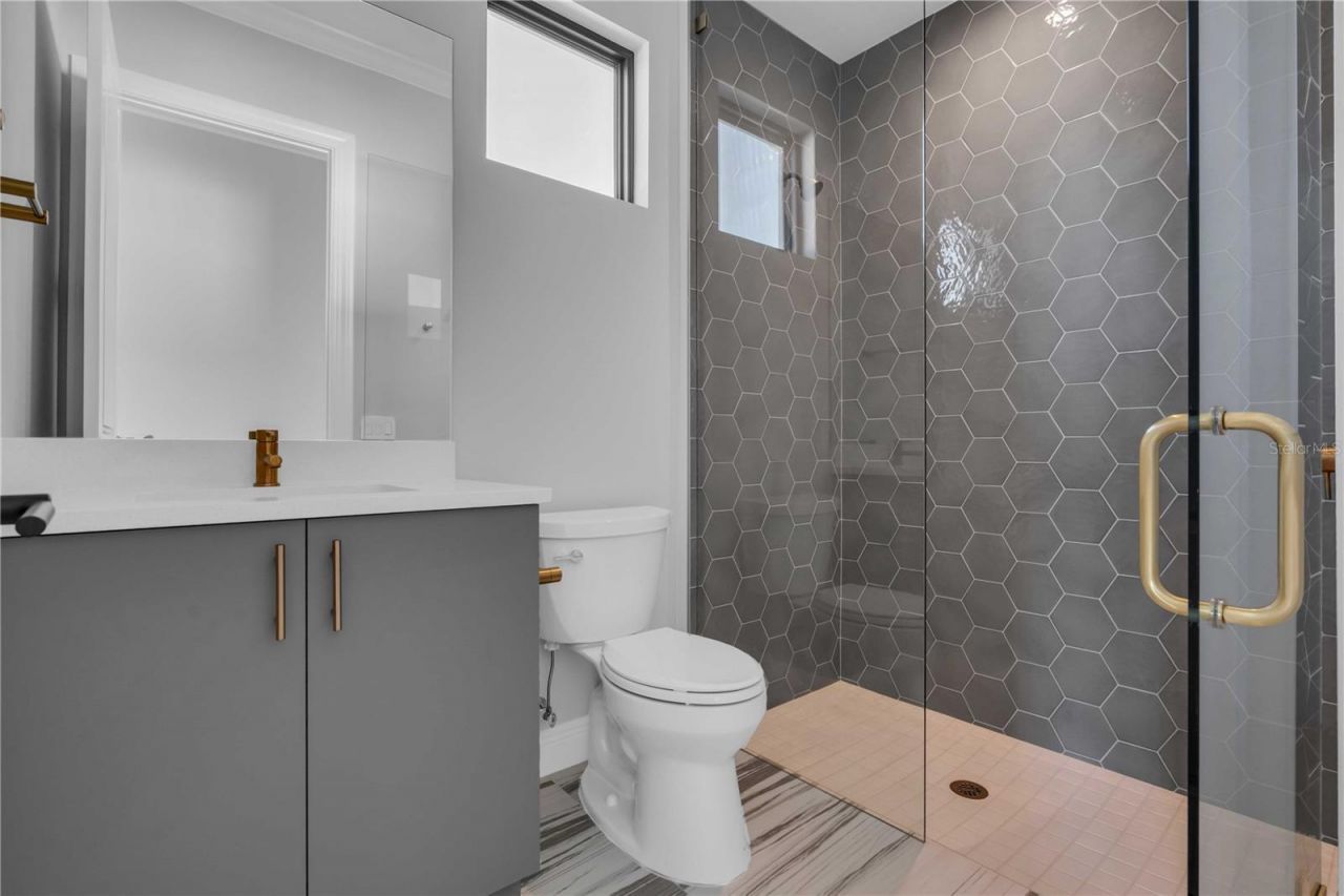 1018 Blue Shell Loop, Sarasota, FL 34240 Photo