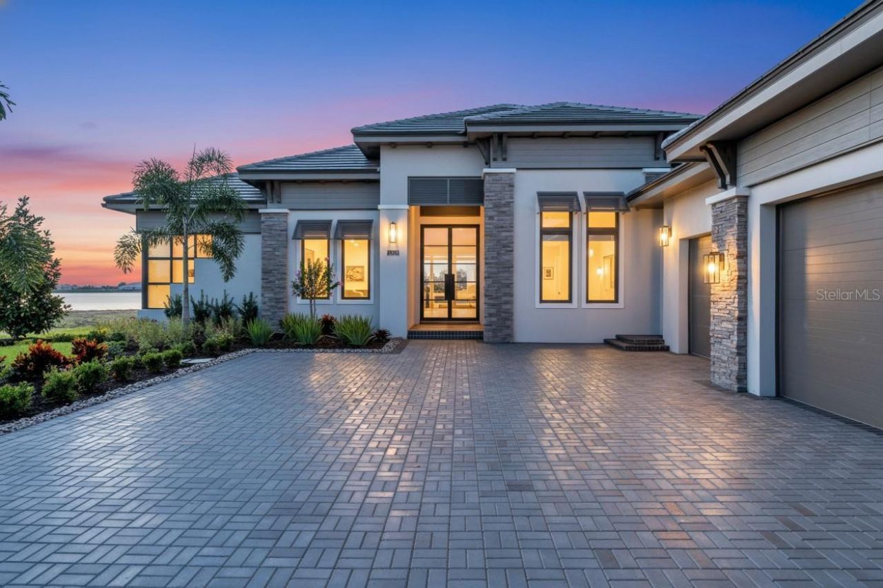 1018 Blue Shell Loop, Sarasota, FL 34240 Photo