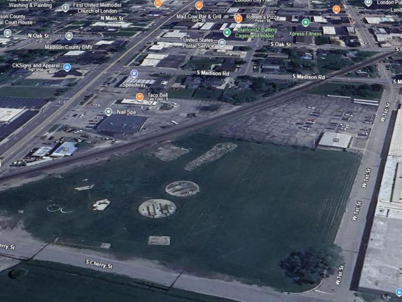 40 S Cherry Street, London, OH 43140 Photo 2