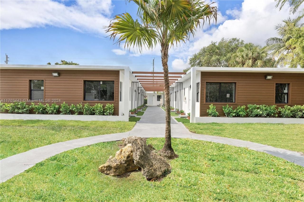 1946 Pierce St, Unit 1, Hollywood, FL 33020 Photo