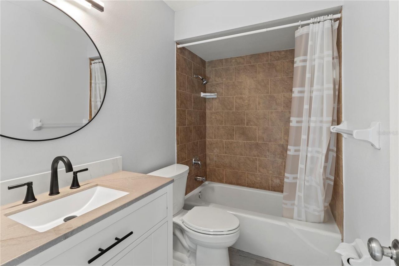 4523 86th Street Court W, Bradenton, FL 34210 Photo