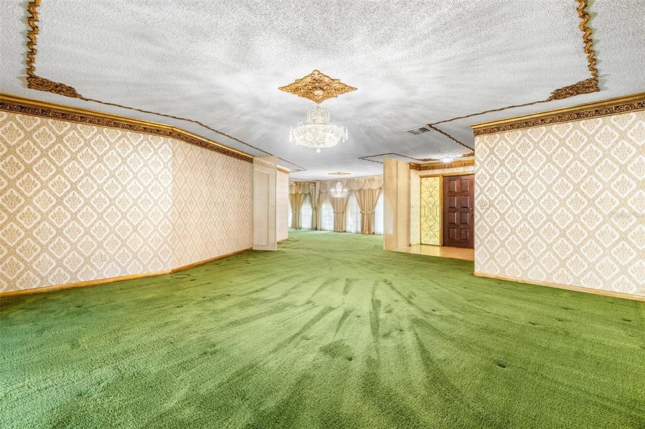 1116 N Riverhills Drive, Temple Terrace, FL 33617 Photo