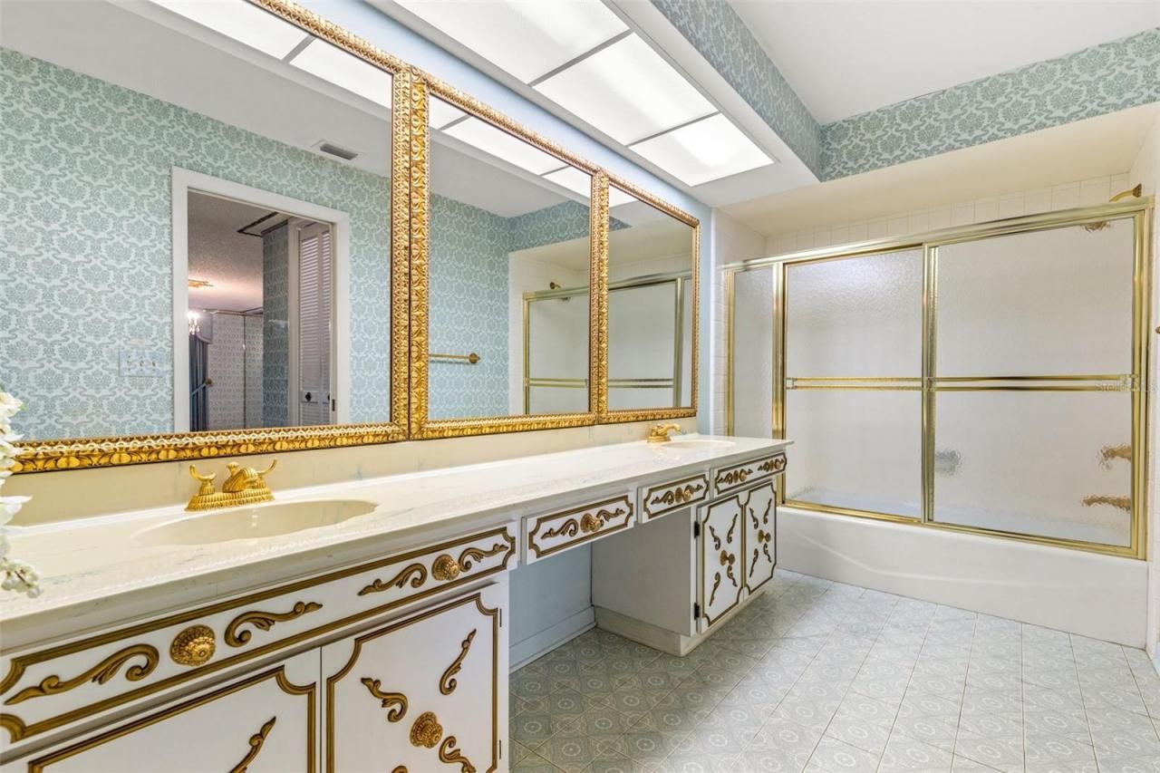 1116 N Riverhills Drive, Temple Terrace, FL 33617 Photo