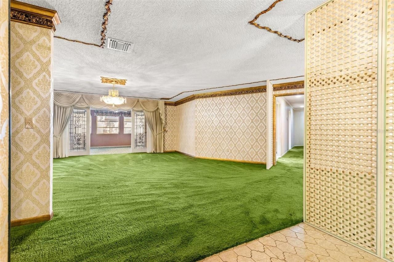 1116 N Riverhills Drive, Temple Terrace, FL 33617 Photo