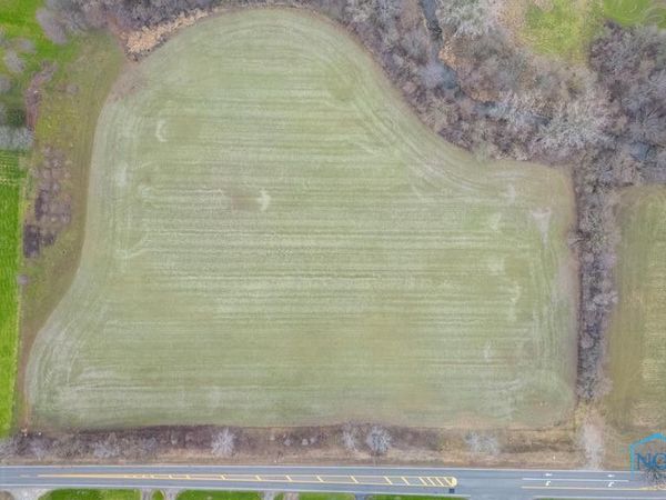 9320 W Sylvania, Sylvania, OH 43560