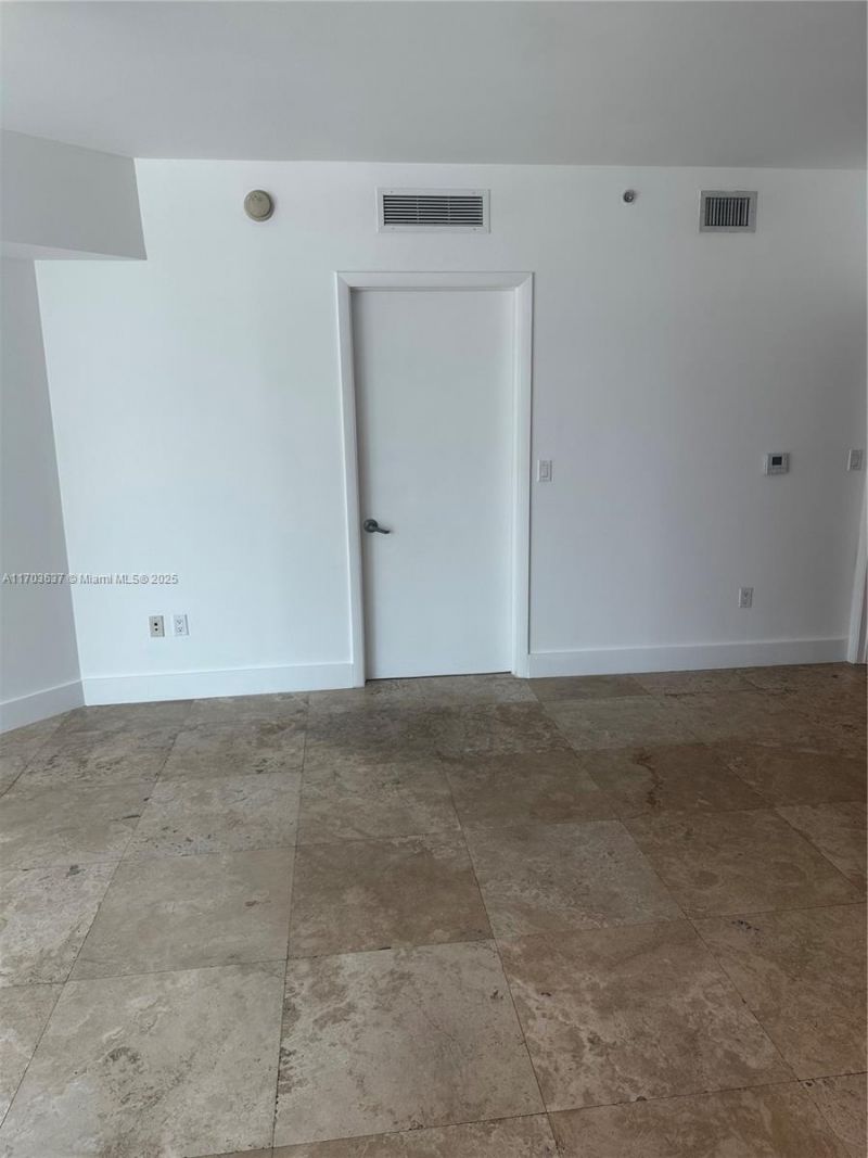 350 S Miami Ave, Unit 1704, Miami, FL 33130 Photo
