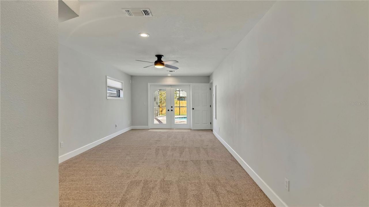 7801 17th Way N, Saint Petersburg, FL 33702 Photo