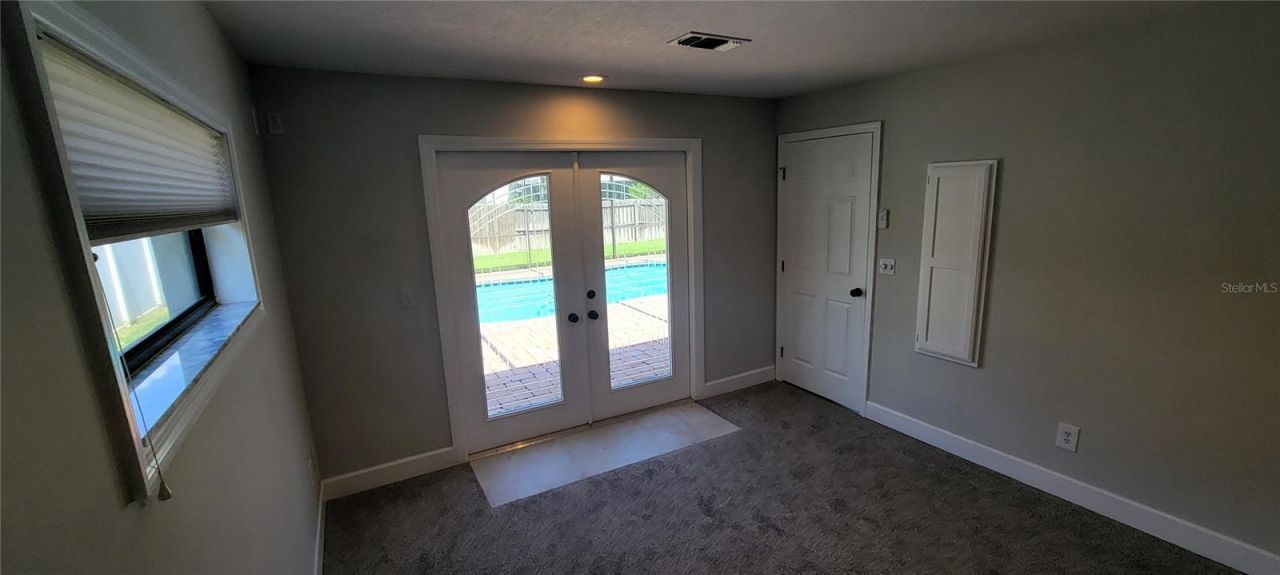 7801 17th Way N, Saint Petersburg, FL 33702 Photo
