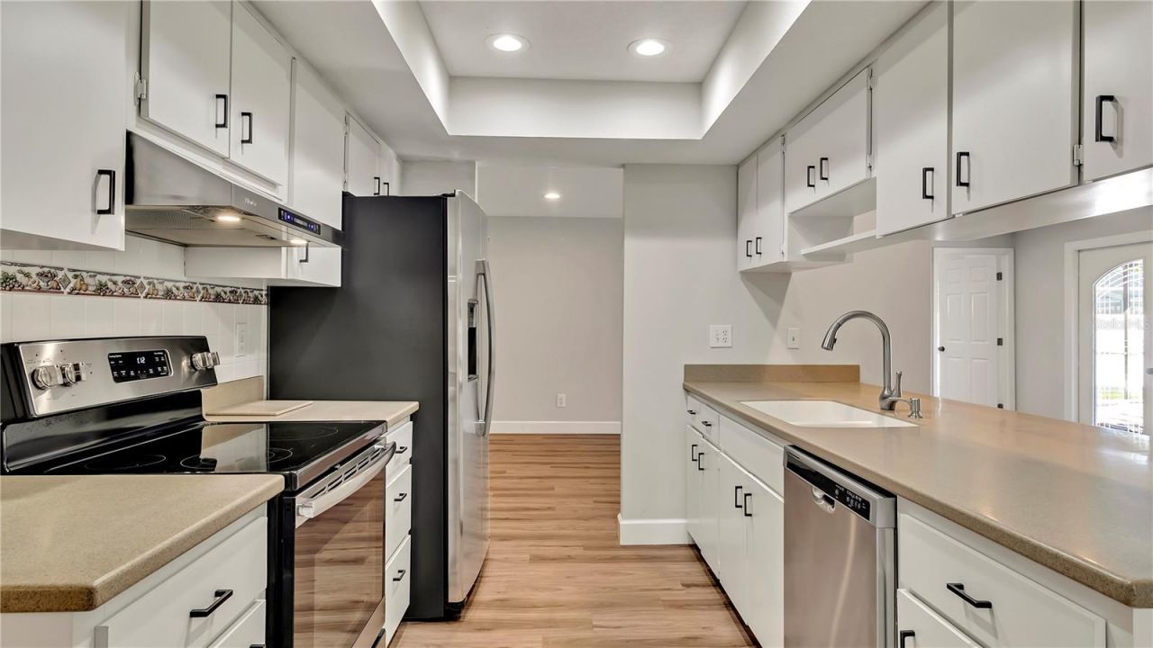 7801 17th Way N, Saint Petersburg, FL 33702 Photo