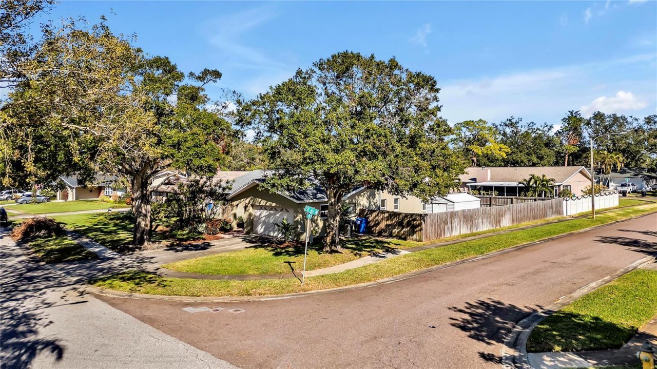 7801 17th Way N, Saint Petersburg, FL 33702 Photo