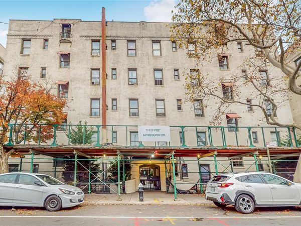 21-68 35 Street, Unit 1G, Astoria, NY 11105