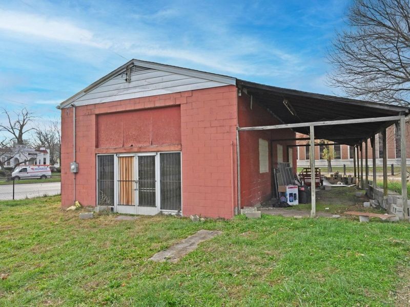 206 E Galbraith Road, Cincinnati, OH 45216 Photo 3