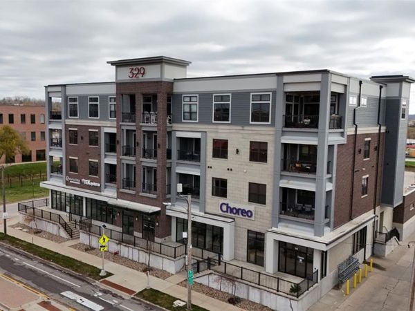 329 SE 12th Avenue, Cedar Rapids, IA 52403