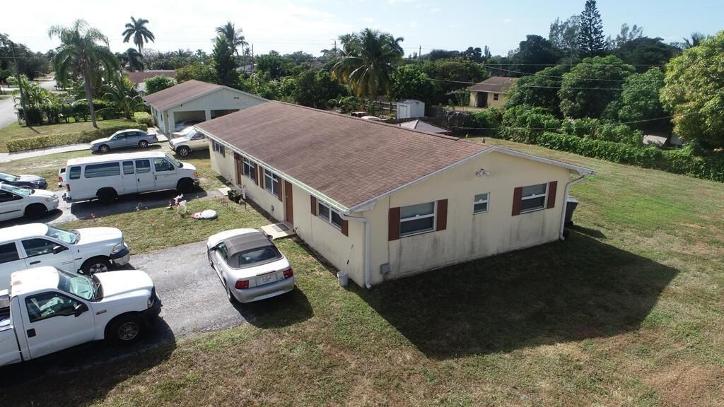 1675 E Breezy Lane, West Palm Beach, FL 33417 Photo