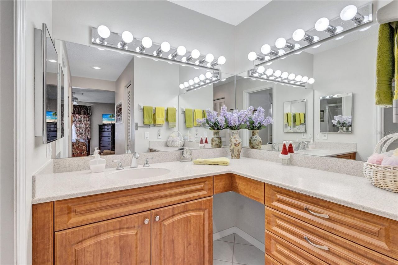 6713 Stone River Road, Unit 205, Bradenton, FL 34203 Photo