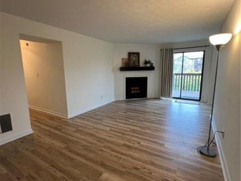 9586 Woodland Hills Drive, West Chester, OH 45011 Photo 13