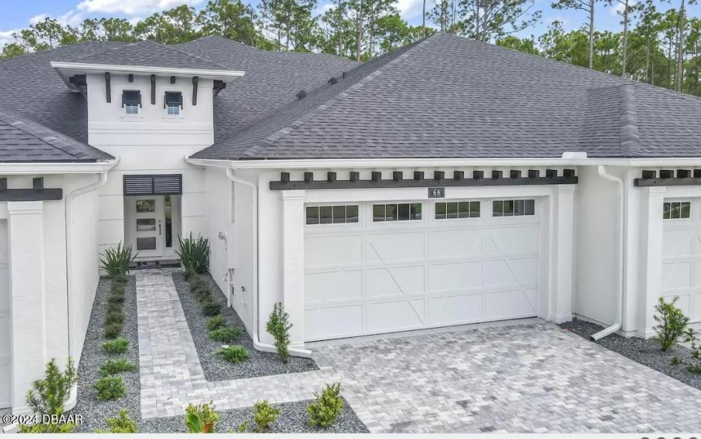 11 Regency Road, Ormond Beach, FL 32174 Main Photo