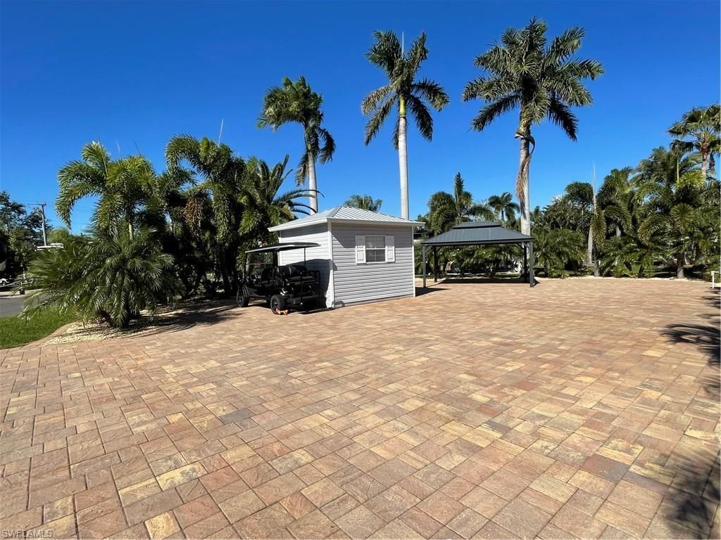 5861 Maplewood Ct, Fort Myers, FL 33905 Photo