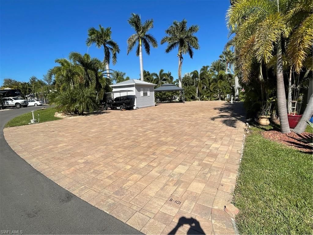 5861 Maplewood Ct, Fort Myers, FL 33905 Photo