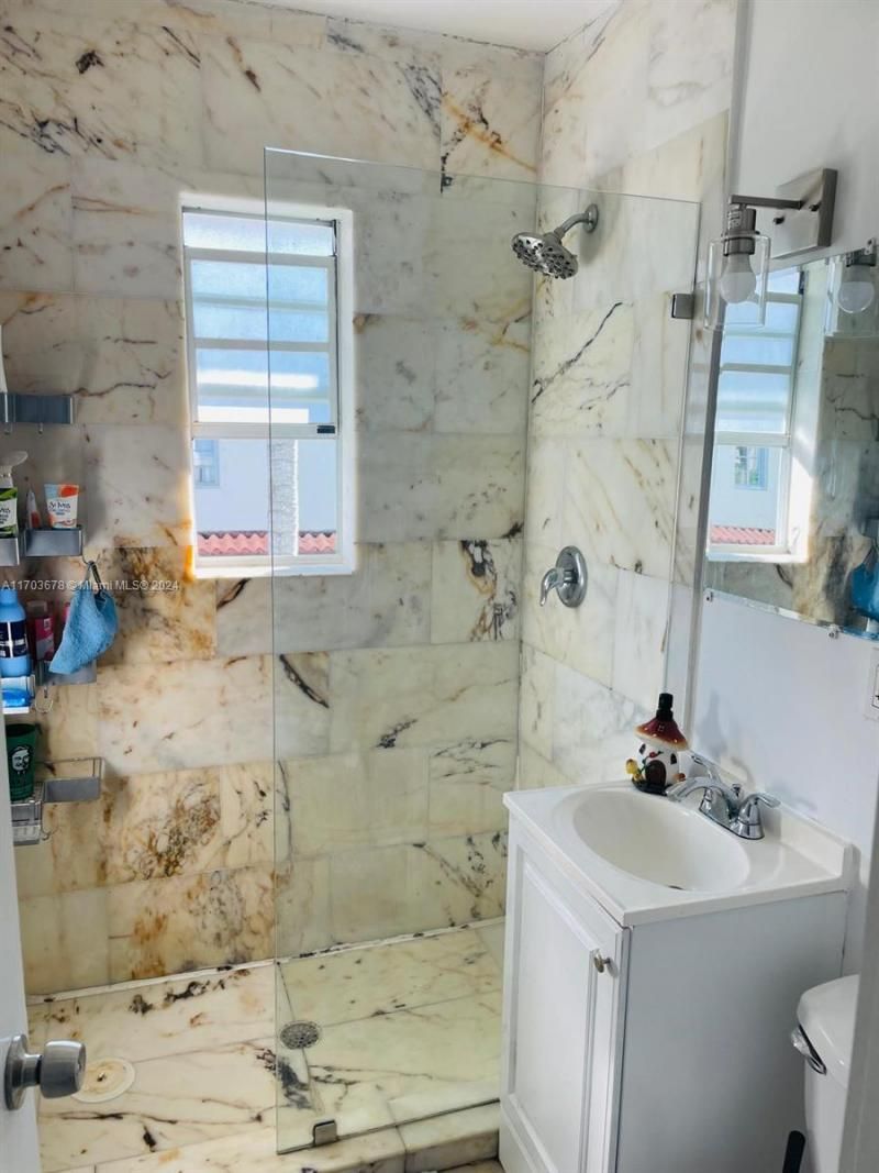 1526 Pennsylvania Ave, Unit 14, Miami Beach, FL 33139 Photo