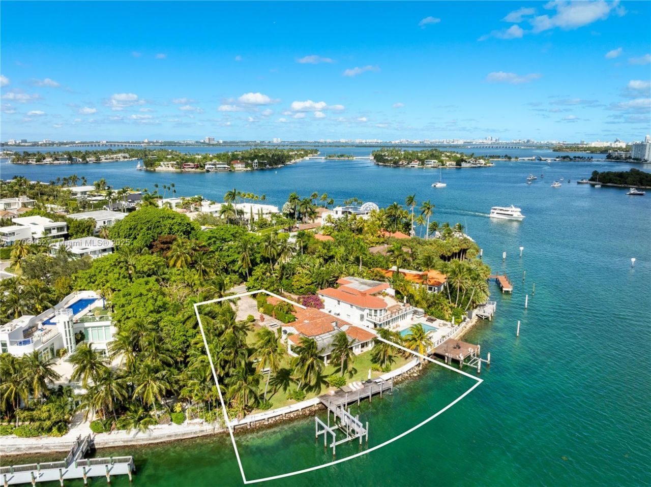 6 S Hibiscus Dr, Miami Beach, FL 33139 Photo