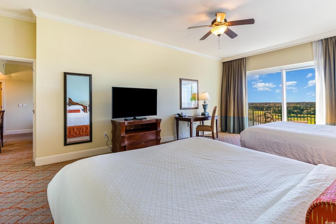 8121 Amalfi Pl. Photo 12