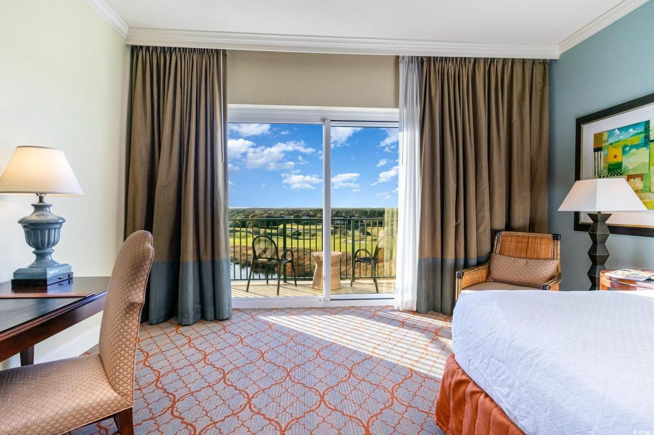 8121 Amalfi Pl. Photo 13