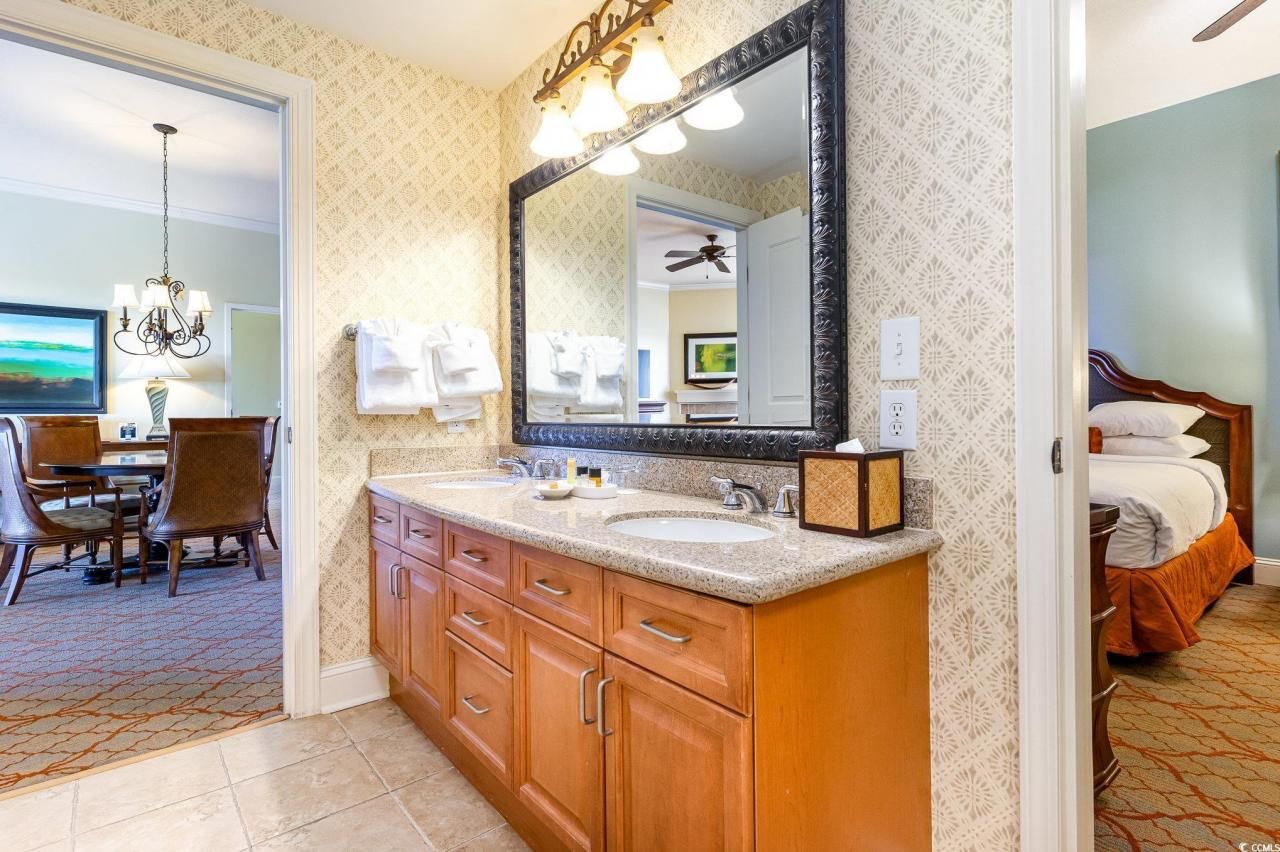 8121 Amalfi Pl. Photo 14