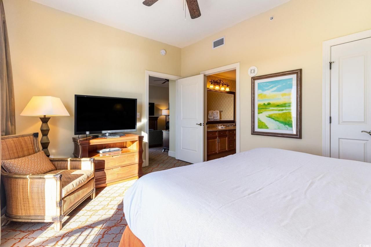 8121 Amalfi Pl. Photo 18