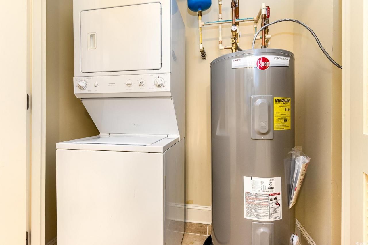 8121 Amalfi Pl. Photo 26