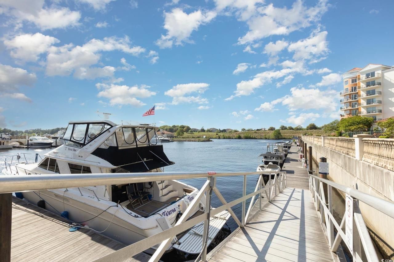 8121 Amalfi Pl. Photo 32