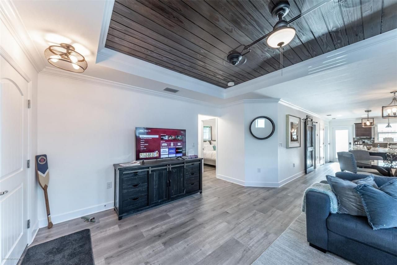 327 Harvey Street, Punta Gorda, FL 33950 Photo