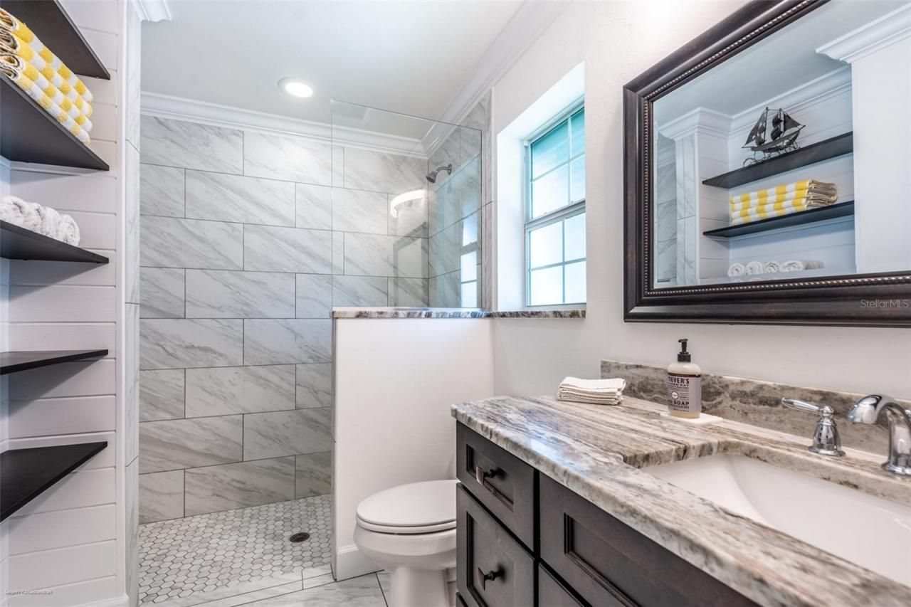 327 Harvey Street, Punta Gorda, FL 33950 Photo