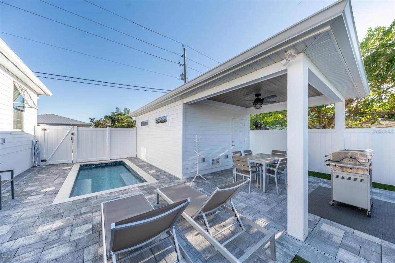 327 Harvey Street, Punta Gorda, FL 33950 Photo