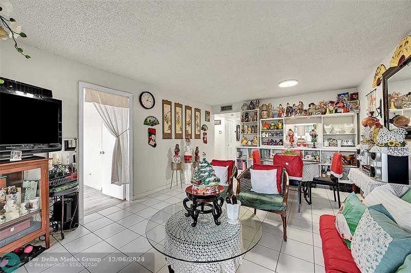 10442 Sunrise Lakes Boulevard, Unit 202, Sunrise, FL 33322 Photo