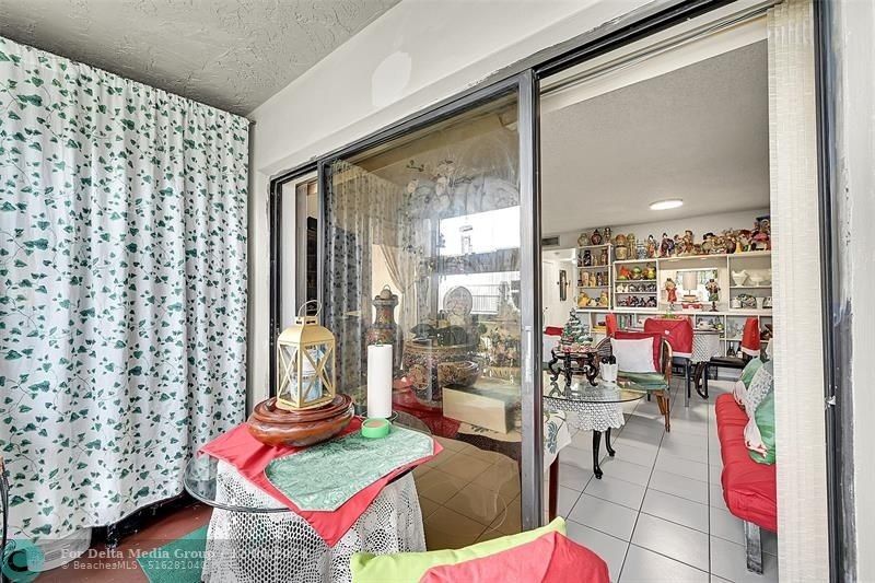 10442 Sunrise Lakes Boulevard, Unit 202, Sunrise, FL 33322 Photo