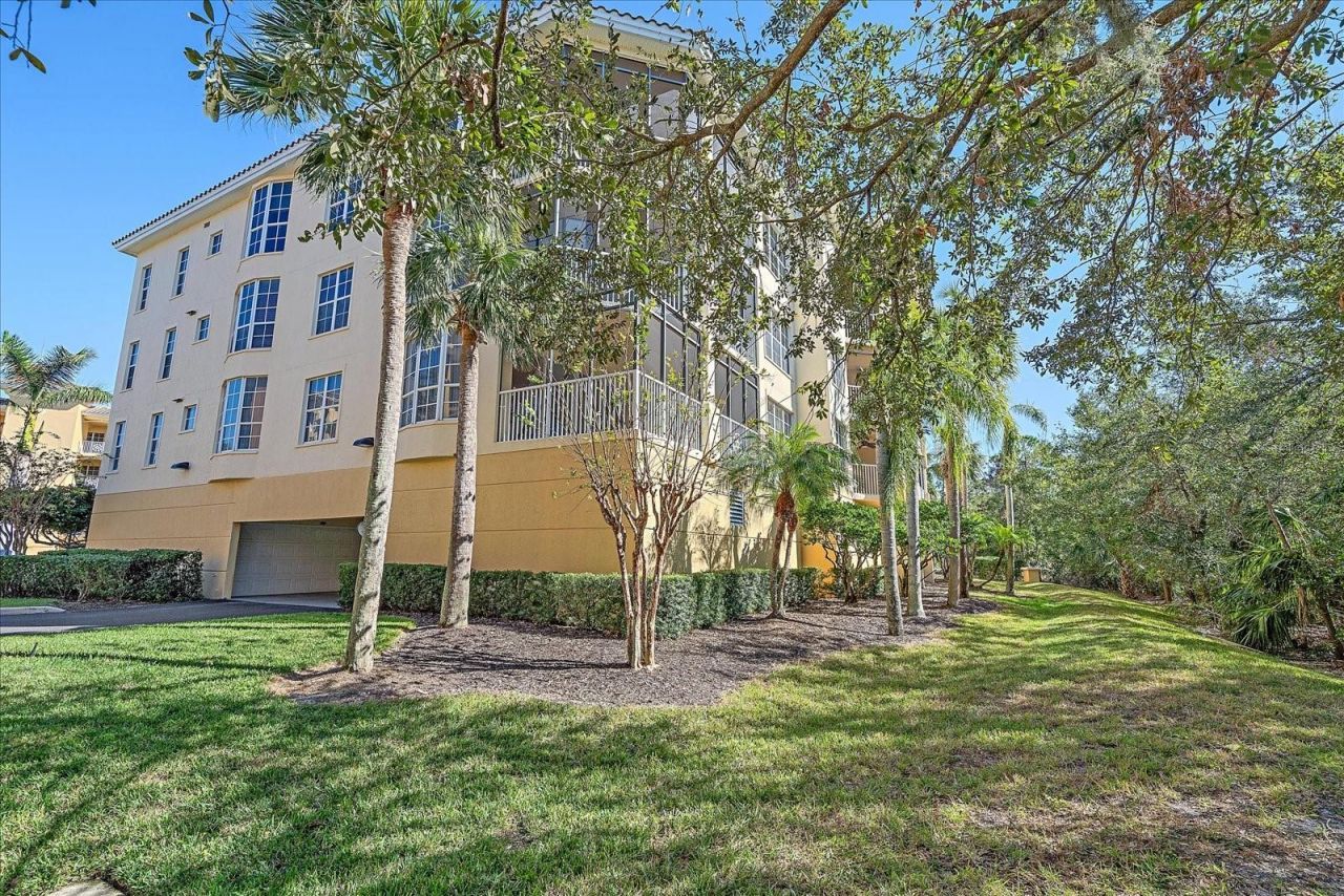 6482 Watercrest Way, Unit 204, Lakewood Ranch, FL 34202 Photo
