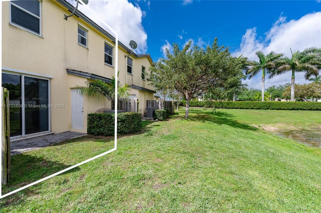 112 SE 28th Ter, Unit 13, Homestead, FL 33033 Photo