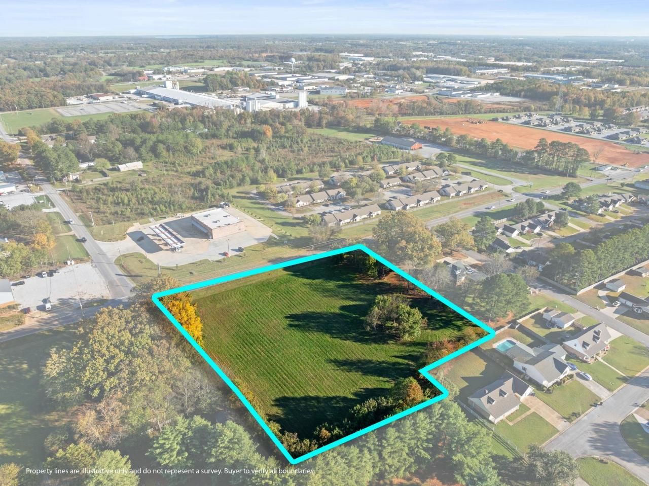 000 Chisholm Rd, Florence, AL 35630 Main Photo
