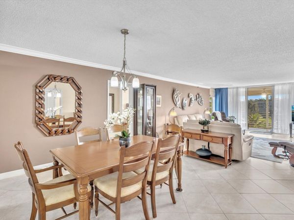 3510 Oaks Way, Unit 409, Pompano Beach, FL 33069