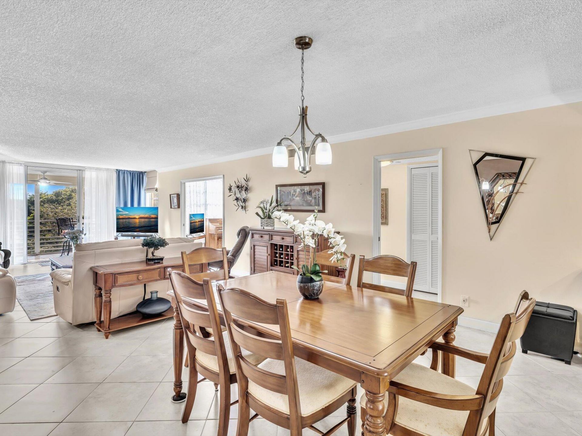 3510 Oaks Way, Unit 409, Pompano Beach, FL 33069 Photo