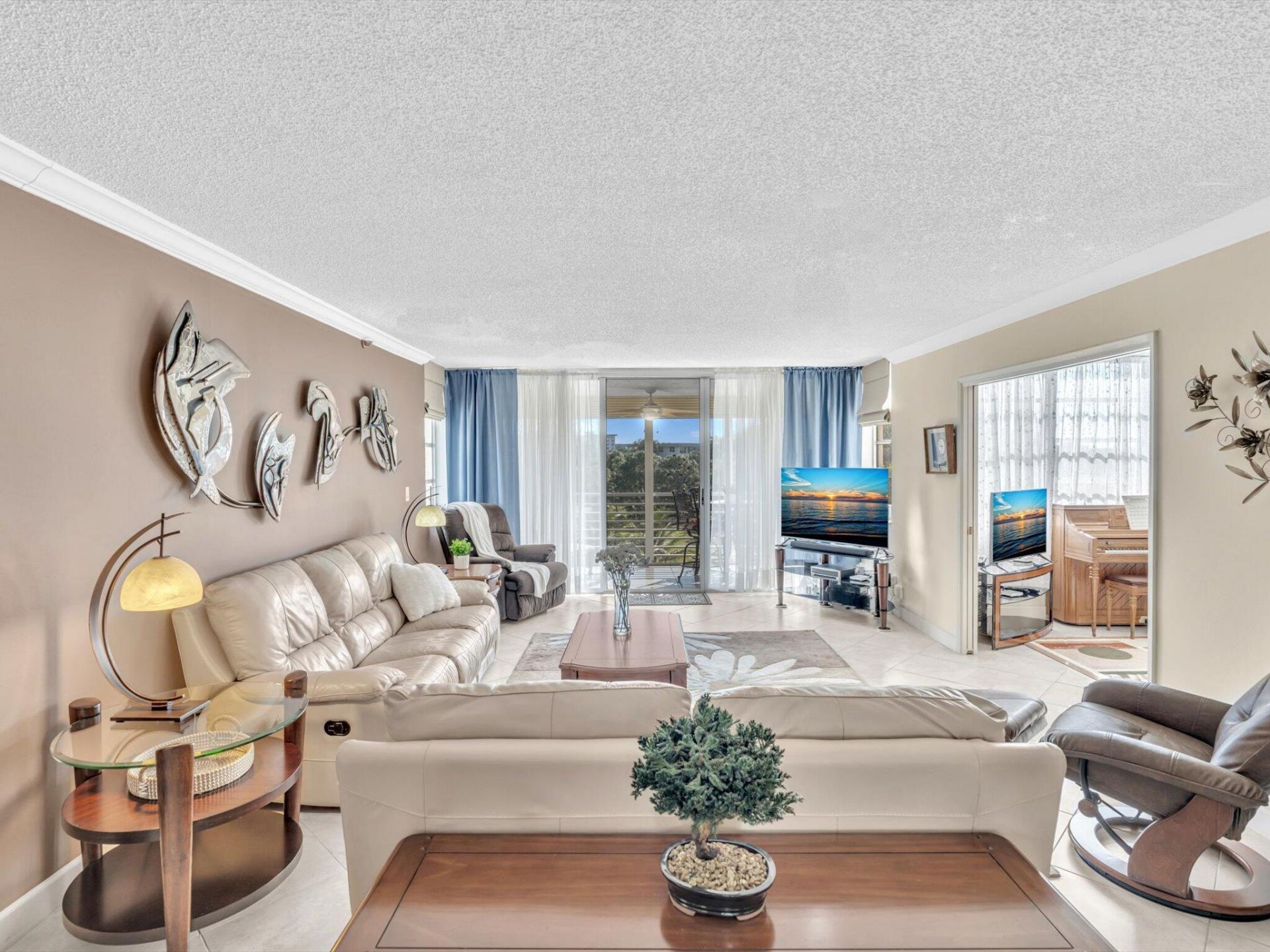 3510 Oaks Way, Unit 409, Pompano Beach, FL 33069 Photo