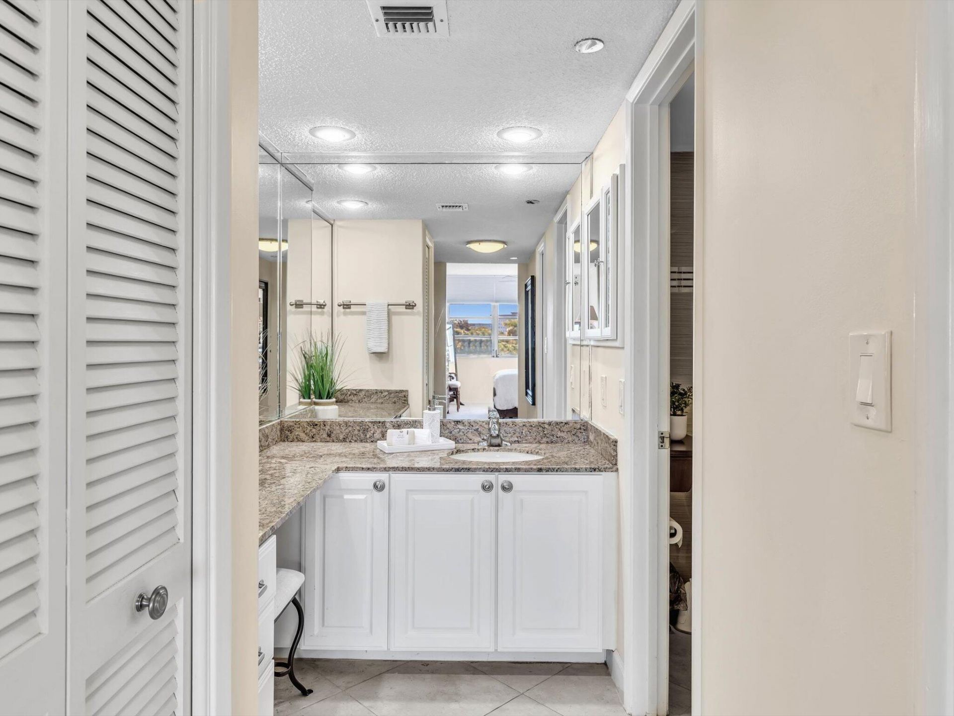 3510 Oaks Way, Unit 409, Pompano Beach, FL 33069 Photo