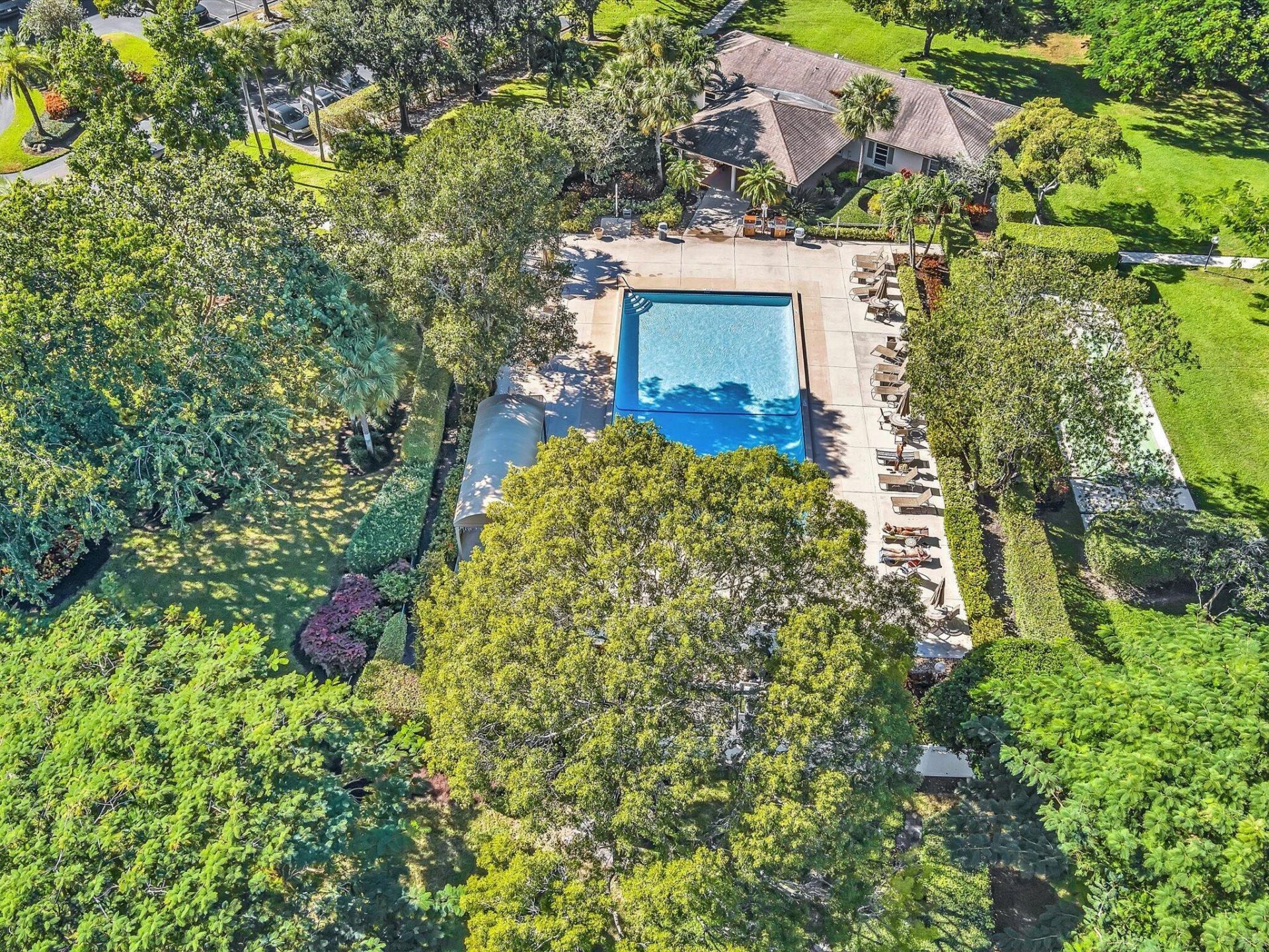 3510 Oaks Way, Unit 409, Pompano Beach, FL 33069 Photo