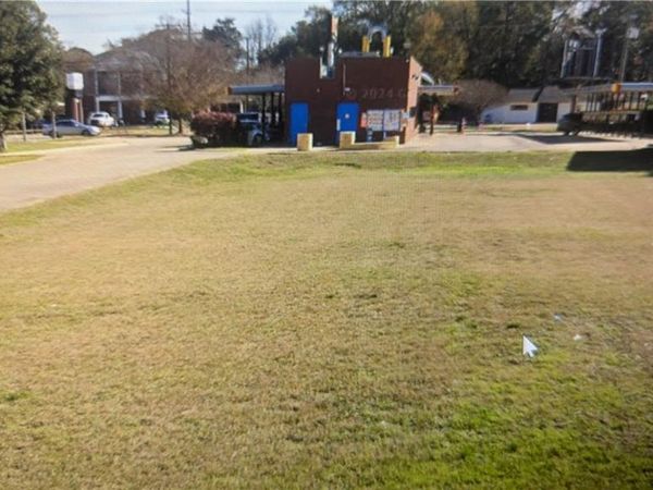 5221 RUE VERDUN, Alexandria, LA 71303